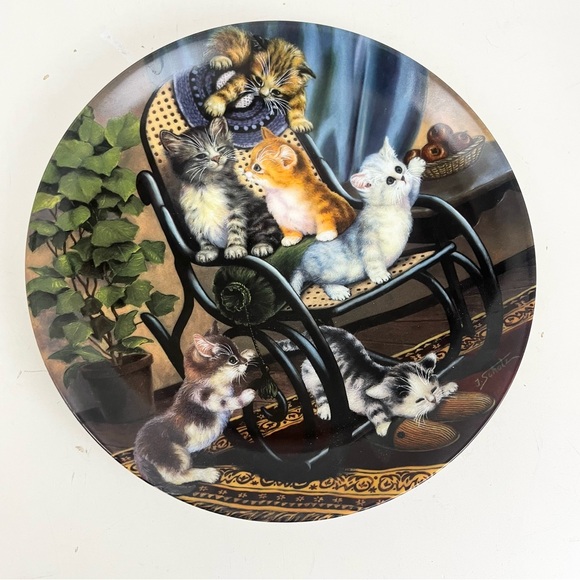Vintage “Creature Comforts ” Litter Rascals Collectors Plate - Picture 7 of 7